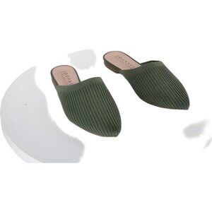 Stylish Olive Pointed Toe Flats Slip-On Aniee Mule for Women - Size 7W